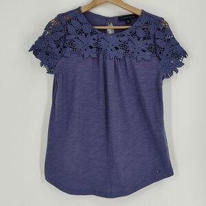 Tommy Hilfiger | lace neckline top